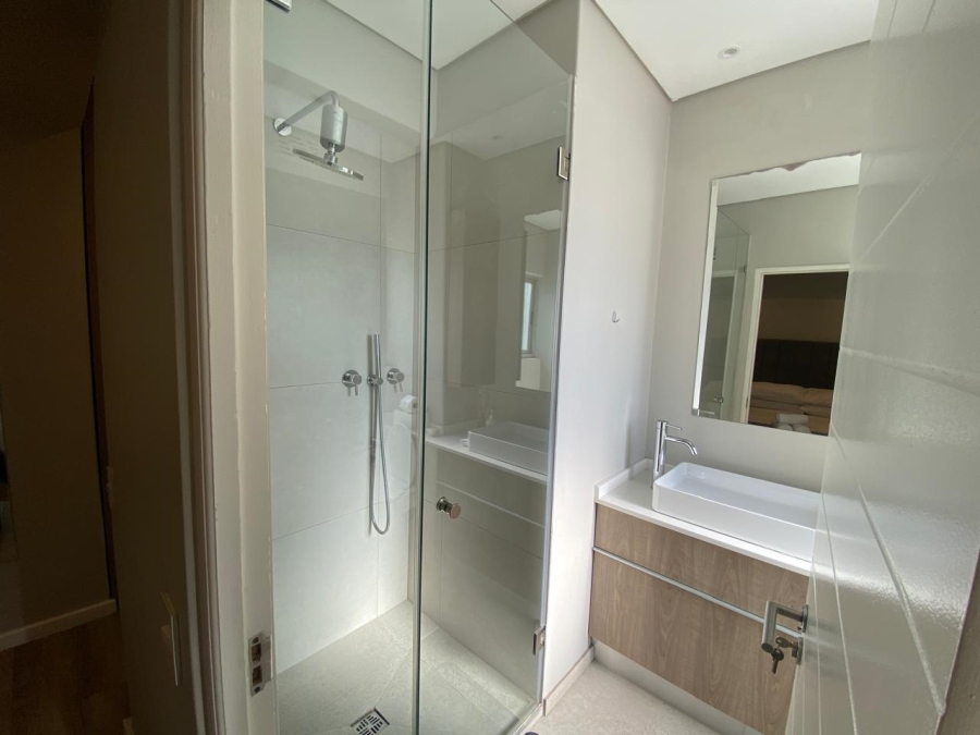 2 Bedroom Property for Sale in Sea Point Western Cape